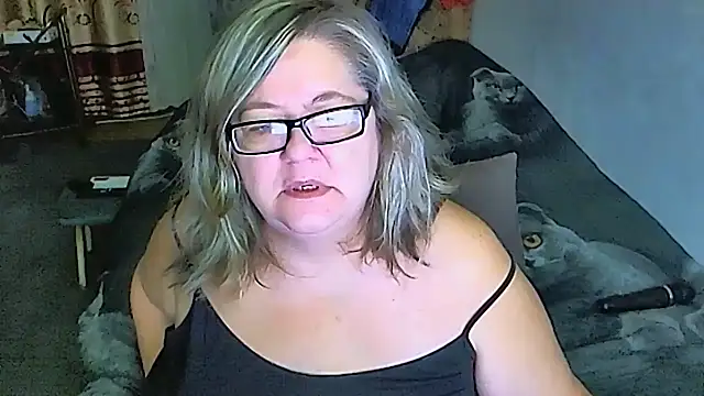 Snapshot of sex2 chatting on 10-05-25, 12:31 sex2 online show from 10-05-25, 12:31