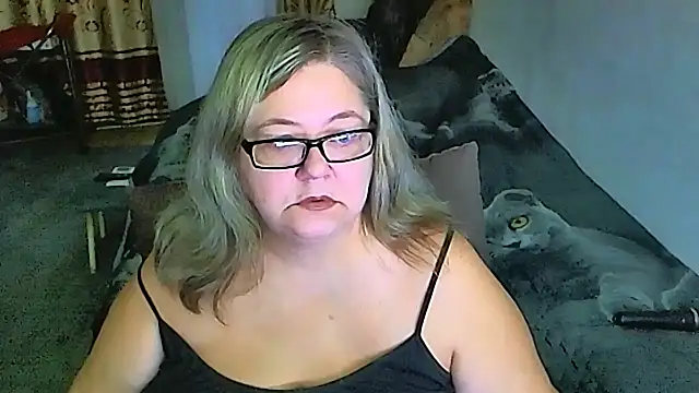 Snapshot of sex2 chatting on 10-14-25, 12:22 sex2 online show from 10-14-25, 12:22