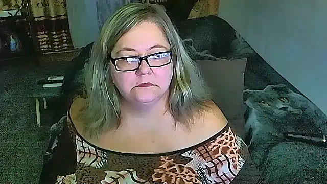 Snapshot of sex2 chatting on 10-17-25, 11:40 sex2 online show from 10-17-25, 11:40