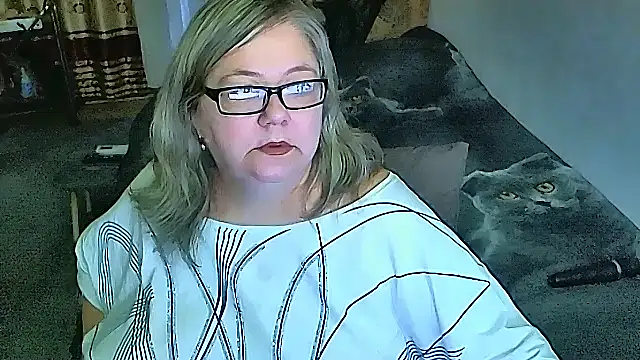 Snapshot of sex2 chatting on 10-25-25, 12:51 sex2 online show from 10-25-25, 12:51