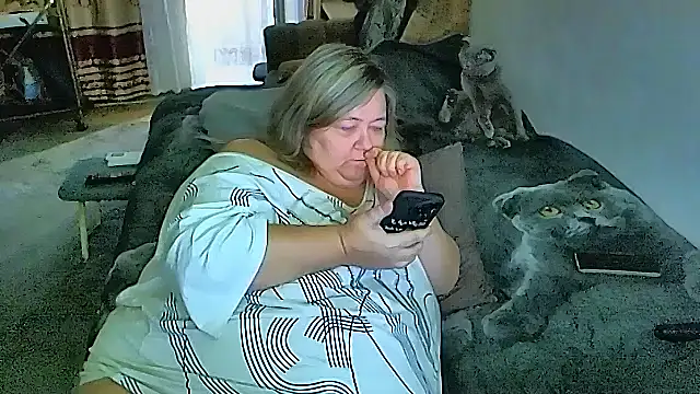 Snapshot of sex2 chatting on 10-26-25, 08:42 sex2 online show from 10-26-25, 08:42