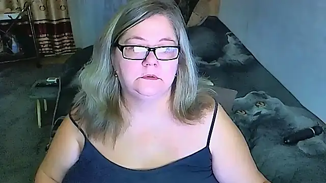 Snapshot of sex2 chatting on 11-16-25, 12:38 sex2 online show from 11-16-25, 12:38