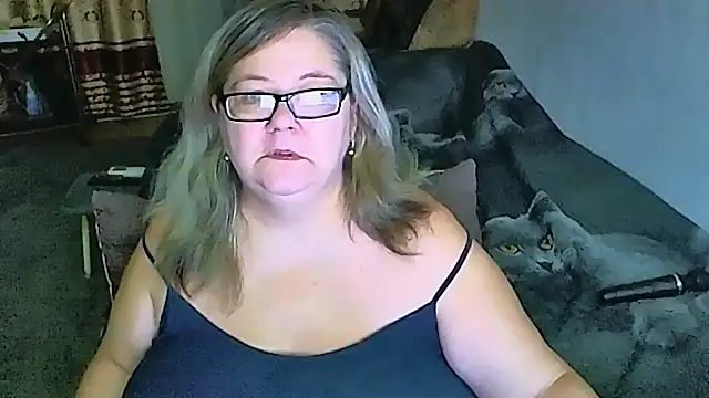 Snapshot of sex2 chatting on 11-24-25, 10:20 sex2 online show from 11-24-25, 10:20