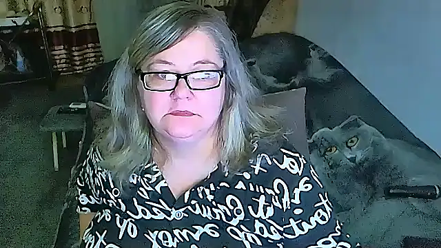 Snapshot of sex2 chatting on 11-25-25, 09:37 sex2 online show from 11-25-25, 09:37