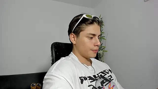 Giordano Russo online show from 03-15-25, 08:43