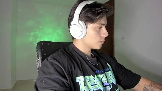 Giordano Russo online show from 09-28-25, 01:55