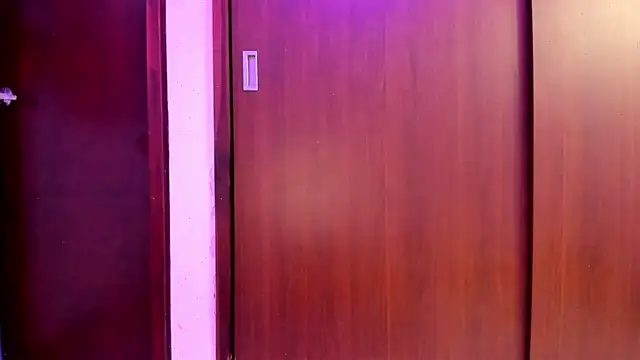  Lunnaa  online show from 03-17-25, 01:24