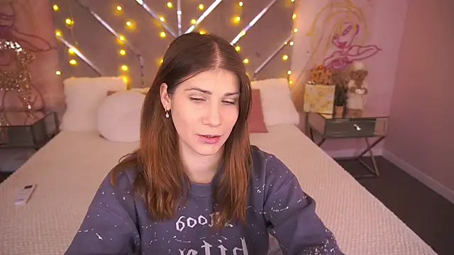 CassandraGood online show from 01-11-26, 06:51