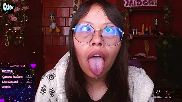 MidoriQuiinn online show from 11-12-25, 02:50