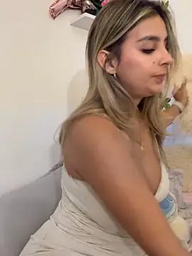 Snapshot of oriana_zoeee chatting on 11-28-25, 10:23 oriana zoeee online show from 11-28-25, 10:23