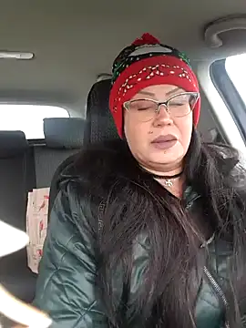 x  KHALEESI  x online show from 12-30-24, 10:32