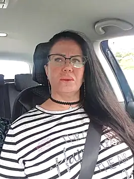 x  KHALEESI  x online show from 10-13-25, 10:04