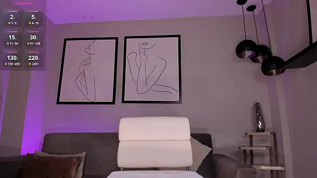 NiaHolland online show from 03-03-25, 01:21