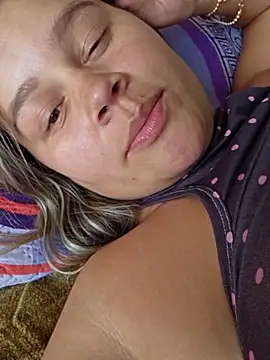 Snapshot of sweet_lucia chatting on 03-01-25, 07:48 sweet lucia online show from 03-01-25, 07:48