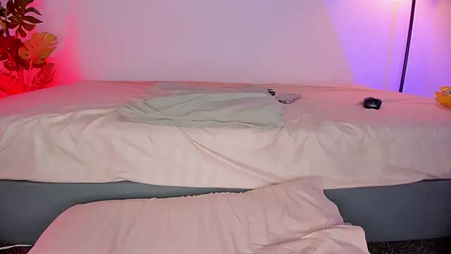 Snapshot of hot_booty_ chatting on 03-16-26, 10:47 hot booty online show from 03-16-26, 10:47