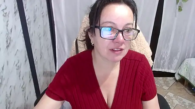 Sonialorens  online show from 03-06-25, 12:09
