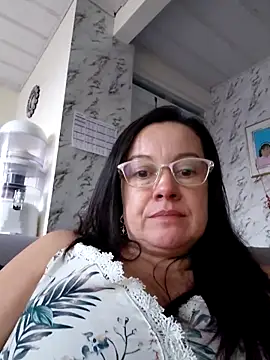 Sonialorens  online show from 06-15-26, 10:45