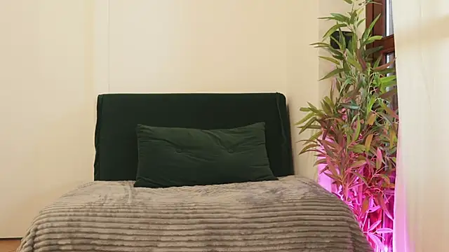 Luna Riva online show from 11-06-25, 10:16