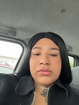 Snapshot of IamSashaLuv chatting on 12-19-25, 01:51 IamSashaLuv online show from 12-19-25, 01:51