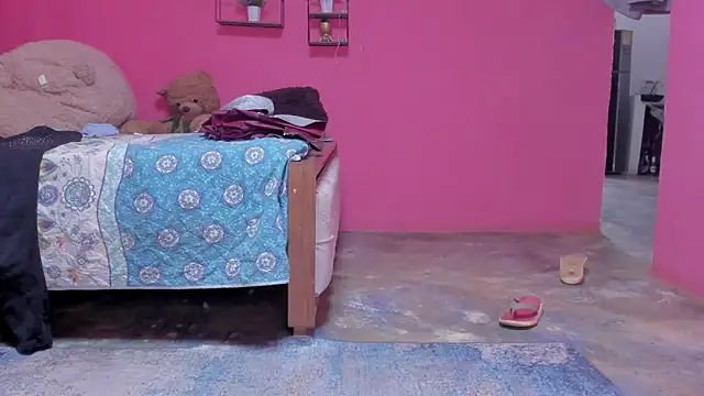 Emma lean online show from 03-12-25, 03:18