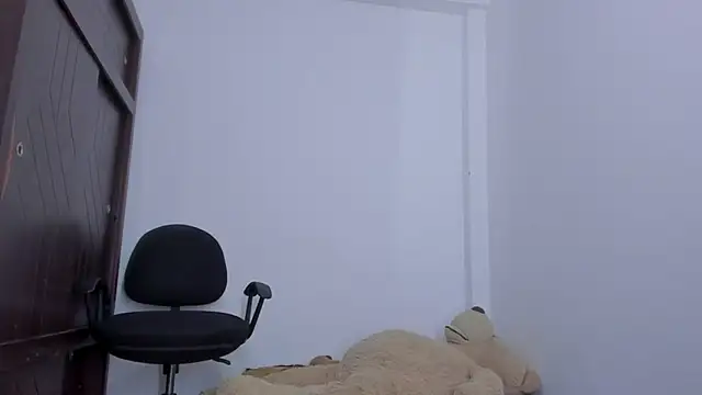 Emma lean online show from 09-25-25, 11:14