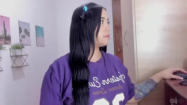 Emma lean online show from 03-16-26, 04:33