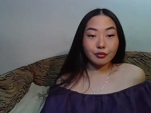 Snapshot of Aleksa_Blackdream chatting on 06-09-26, 04:40 Aleksa Blackdream online show from 06-09-26, 04:40