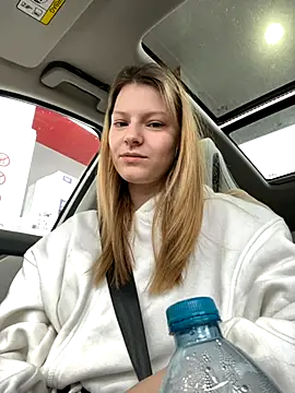 MaryHiggins online show from 10-24-25, 09:28