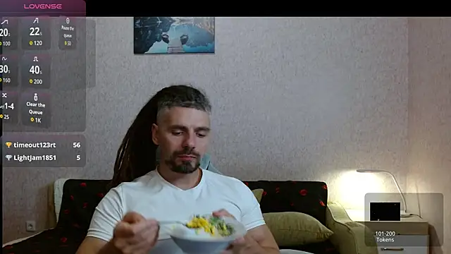 Snapshot of Aestheticguy101 chatting on 07-17-26, 07:30 Aestheticguy101 online show from 07-17-26, 07:30