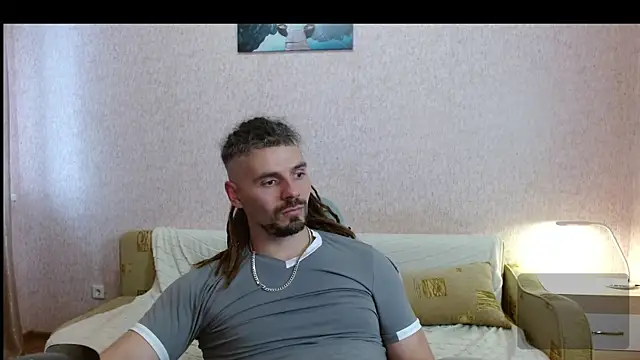 Snapshot of Aestheticguy101 chatting on 07-26-26, 01:18 Aestheticguy101 online show from 07-26-26, 01:18