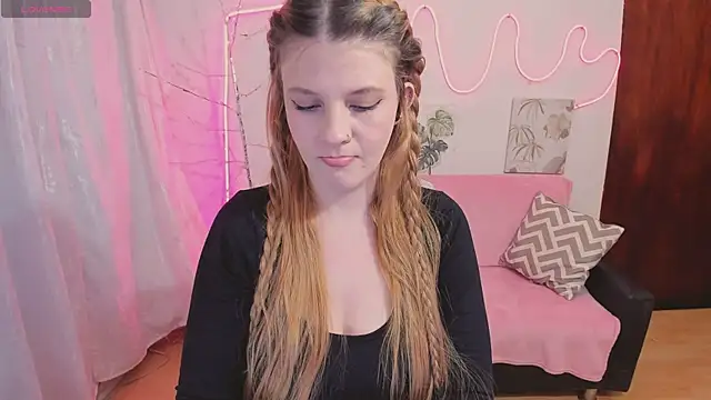 MillySandlerr online show from 07-09-26, 12:53