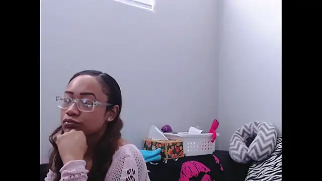 RylHoneyy online show from 03-13-26, 07:31