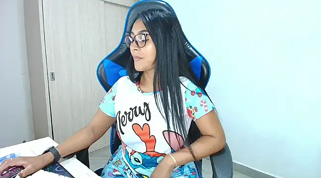 sophiax-x online show from 12-25-24, 09:22