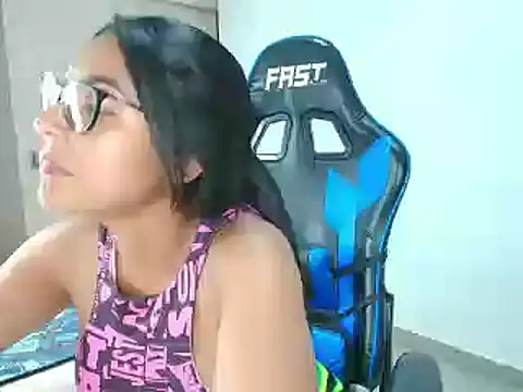 sophiax-x online show from 01-17-25, 12:31