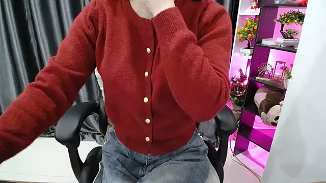 Yuki-yio online show from 02-17-25, 01:15