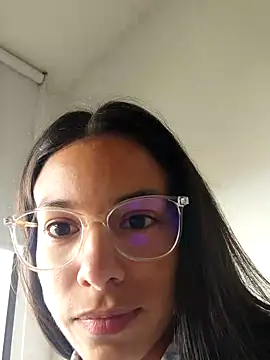 Snapshot of Angelinalombardi_ chatting on 03-12-25, 08:31 Angelinalombardi  online show from 03-12-25, 08:31