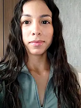 Snapshot of Angelinalombardi_ chatting on 03-13-25, 10:54 Angelinalombardi  online show from 03-13-25, 10:54