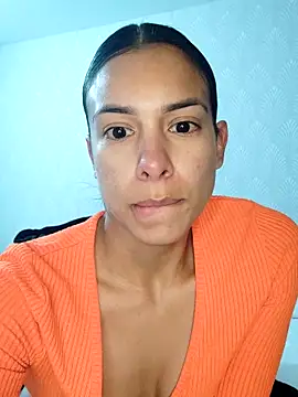 Snapshot of Angelinalombardi_ chatting on 09-19-25, 12:45 Angelinalombardi  online show from 09-19-25, 12:45