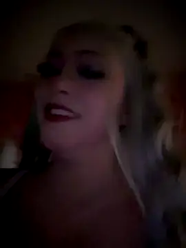 Snapshot of seraphine23 chatting on 11-21-25, 09:24 seraphine23 online show from 11-21-25, 09:24