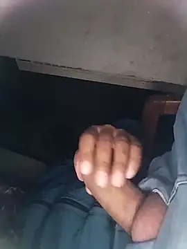 Snapshot of Pitercom chatting on 03-05-25, 12:59 Pitercom online show from 03-05-25, 12:59