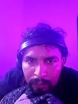 Cerverus03  online show from 10-26-25, 06:52