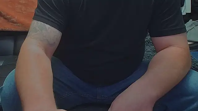 Snapshot of AwesomePapaya chatting on 12-05-25, 02:20 AwesomePapaya online show from 12-05-25, 02:20