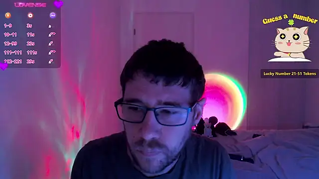 Snapshot of Thomas_Mrd chatting on 12-15-24, 09:03 Thomas Mrd online show from 12-15-24, 09:03