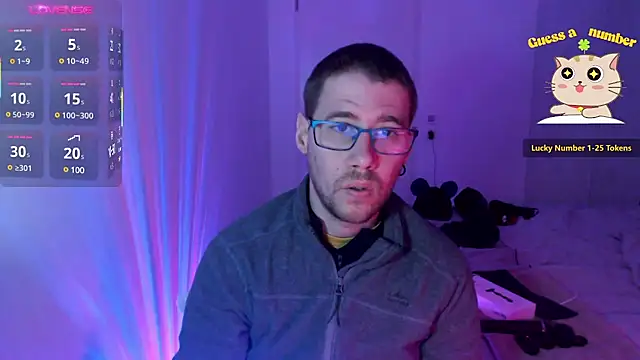 Snapshot of Thomas_Mrd chatting on 03-11-25, 03:59 Thomas Mrd online show from 03-11-25, 03:59