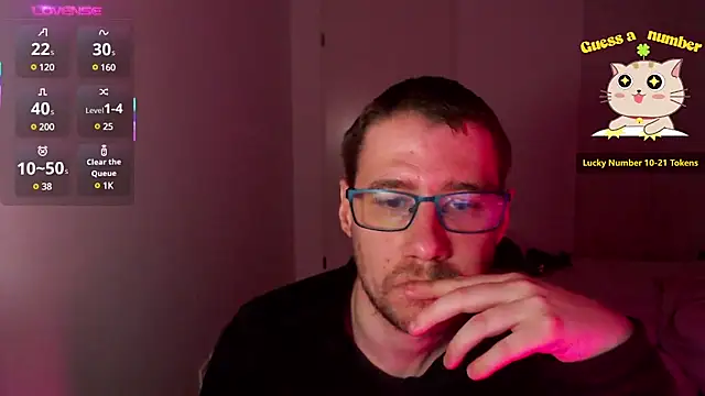 Snapshot of Thomas_Mrd chatting on 03-18-25, 04:48 Thomas Mrd online show from 03-18-25, 04:48