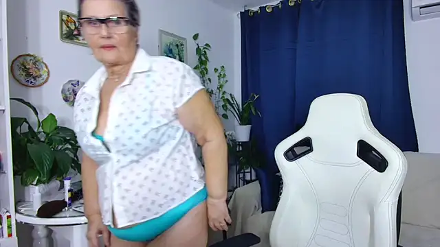 Selenna57 online show from 02-07-26, 06:44