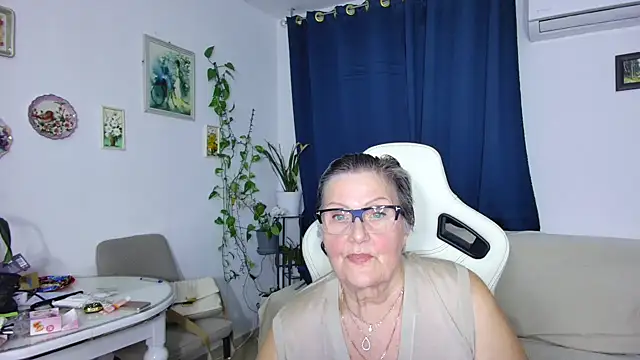 Selenna57 online show from 03-26-26, 06:35