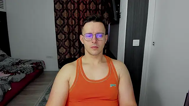 sexxymuscles4u online show from 02-02-26, 06:56