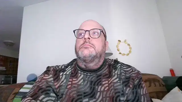 Snapshot of Ursulet_US chatting on 03-27-26, 10:53 Ursulet US online show from 03-27-26, 10:53