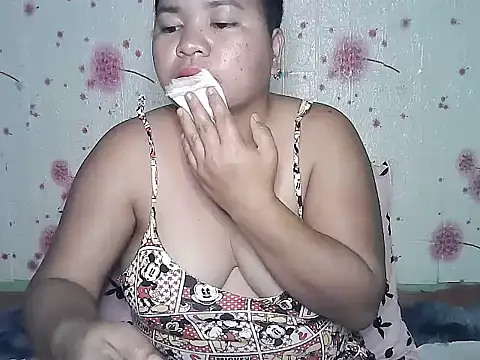 hotpussyxxx33x online show from 12-15-25, 05:01